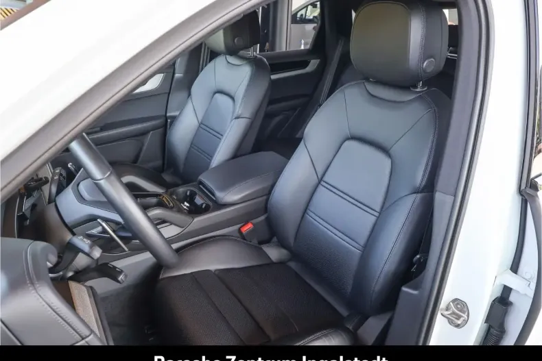 Porsche Cayenne din 2023 cu 10.500 km - oferta POR193985 - foto 17