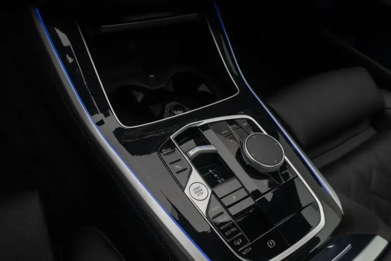 BMW X5 M60 (Seria X) din 2024 cu 17.669 km - oferta BMW193988 - foto 23