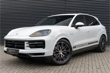 Porsche Cayenne din 2024 - oferta POR193989