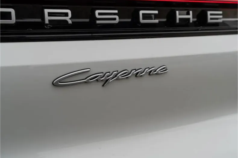 Porsche Cayenne din 2024 cu 19.985 km - oferta POR193989 - foto 20