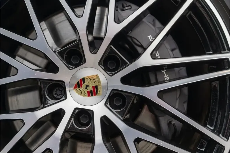 Porsche Cayenne din 2024 cu 19.985 km - oferta POR193989 - foto 31