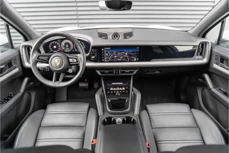 Porsche Cayenne din 2024 cu 19.985 km - oferta POR193989 - foto 34