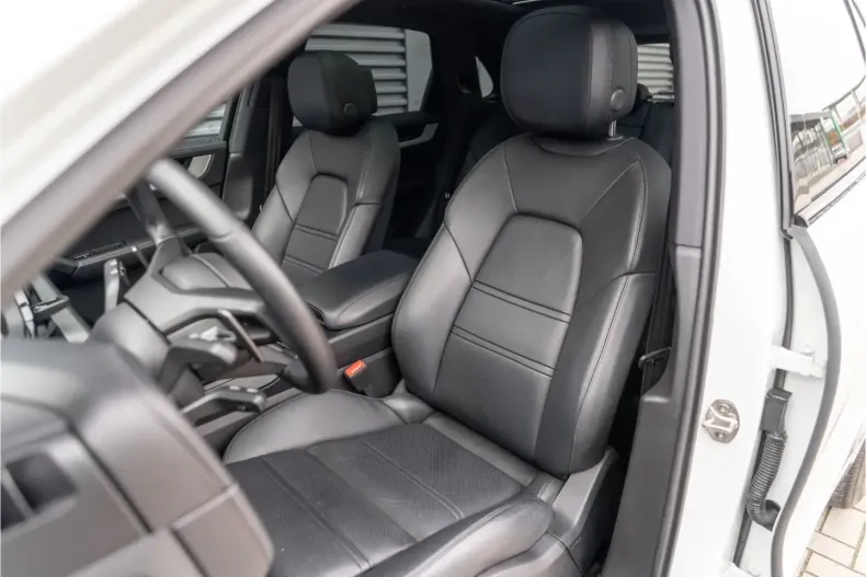 Porsche Cayenne din 2024 cu 19.985 km - oferta POR193989 - foto 43