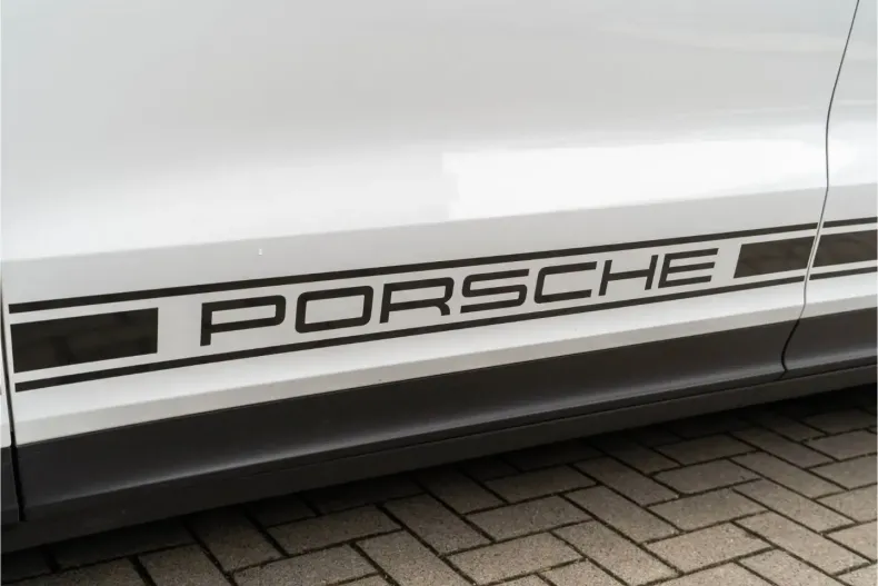 Porsche Cayenne din 2024 cu 19.985 km - oferta POR193989 - foto 48