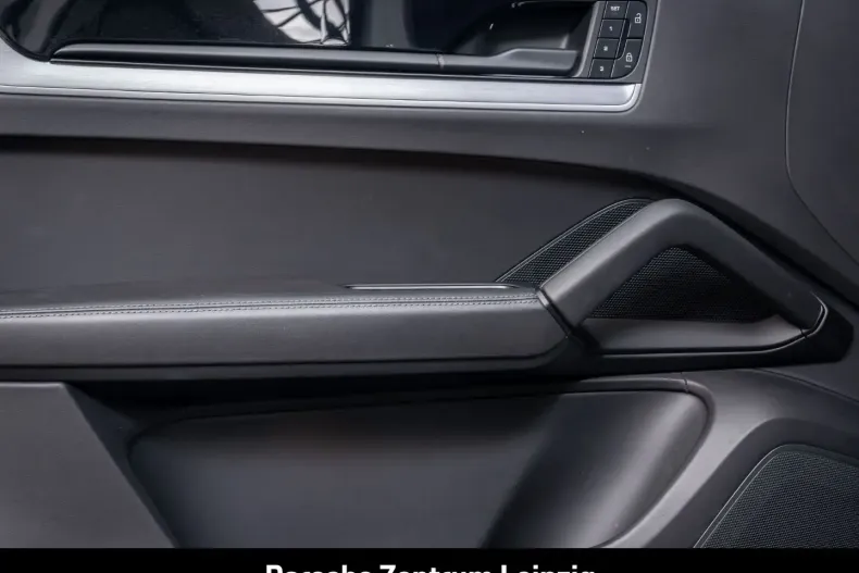 Porsche Cayenne din 2023 cu 36.147 km - oferta POR193990 - foto 21