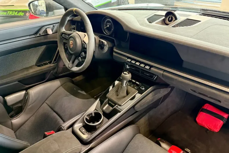 Porsche 992 din 2023 cu 8.687 km - oferta POR193994 - foto 16