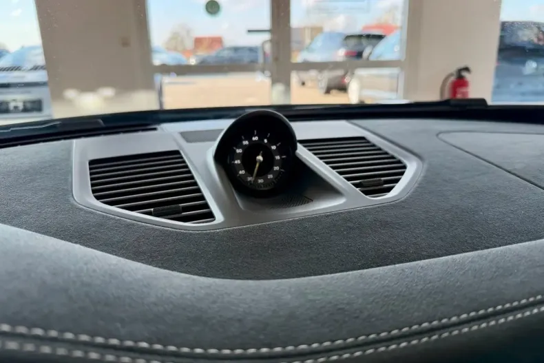 Porsche 992 din 2023 cu 8.687 km - oferta POR193994 - foto 24