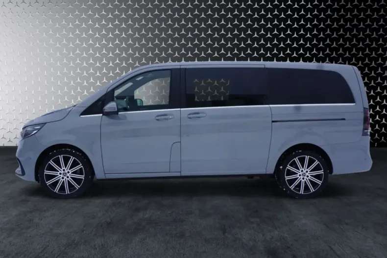 Mercedes-Benz V 300 (Clasa V) din 2024 cu 10.367 km - oferta MER193995 - foto 3