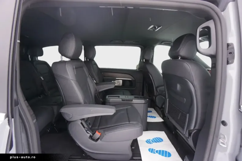 Mercedes-Benz V 300 (Clasa V) din 2024 cu 10.367 km - oferta MER193995 - foto 17