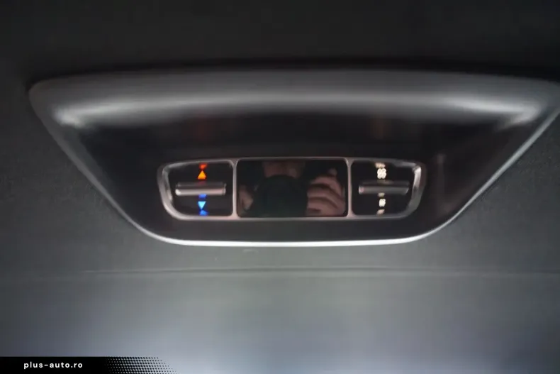 Mercedes-Benz V 300 (Clasa V) din 2024 cu 10.367 km - oferta MER193995 - foto 22