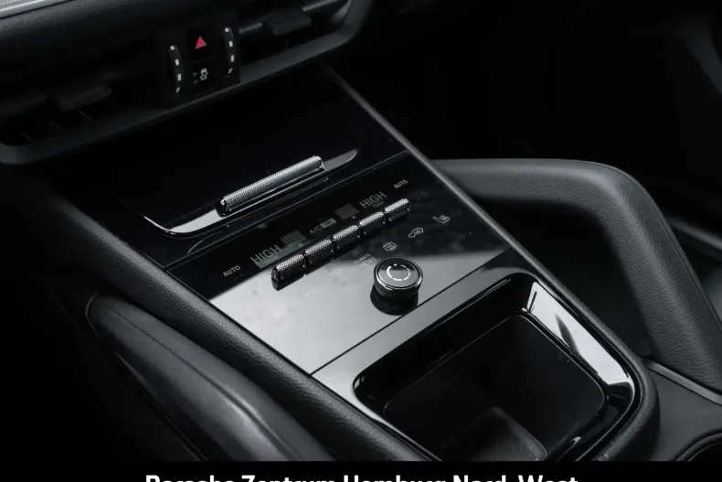 Porsche Cayenne din 2024 cu 44.479 km - oferta POR193996 - foto 34