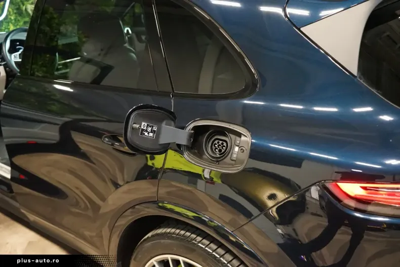 Porsche Cayenne din 2022 cu 39.824 km - oferta POR193997 - foto 49