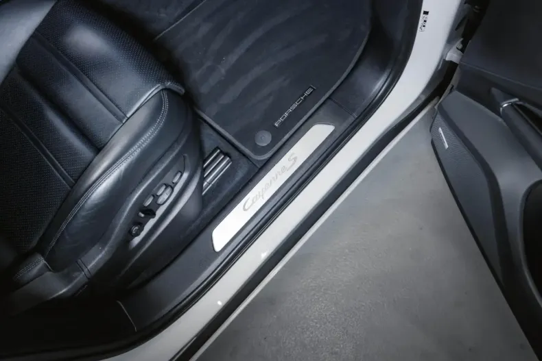 Porsche Cayenne din 2022 cu 75.900 km - oferta POR193999 - foto 27