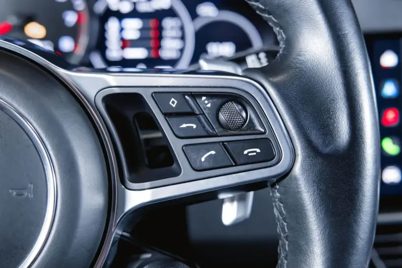 Porsche Cayenne din 2022 cu 75.900 km - oferta POR193999 - foto 31