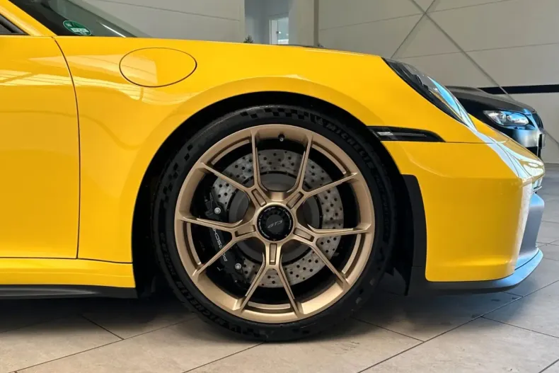 Porsche 992 din 2023 cu 5.665 km - oferta POR194000 - foto 5