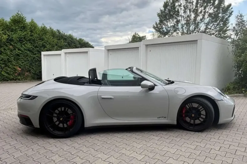 Porsche 992 din 2024 cu 1.820 km - oferta POR194003 - foto 2