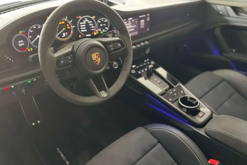 Porsche 992 din 2024 cu 1.820 km - oferta POR194003 - foto 6