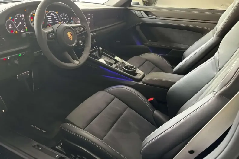 Porsche 992 din 2024 cu 1.820 km - oferta POR194003 - foto 7