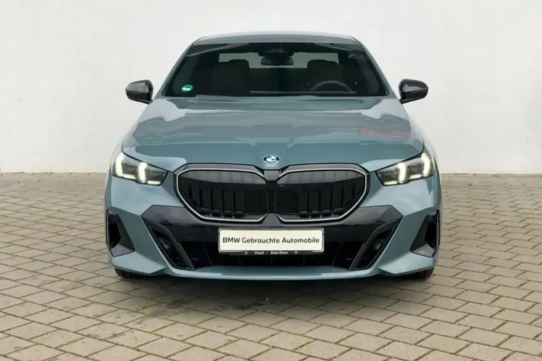 BMW 540 (Seria 5) din 2025 cu 4.600 km - oferta BMW194006 - foto 2