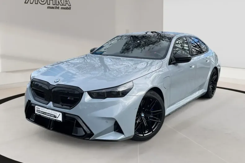 BMW M5 (Seria 5) din 2025 cu 11.000 km - oferta BMW194007 - foto 1