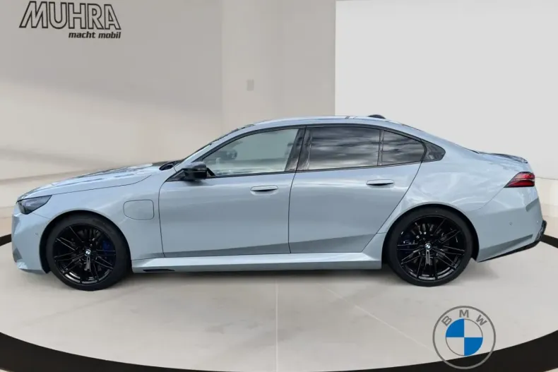 BMW M5 (Seria 5) din 2025 cu 11.000 km - oferta BMW194007 - foto 2