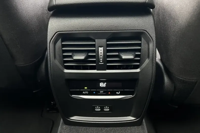 BMW 318d (Seria 3) din 2025 cu 5.100 km - oferta BMW194009 - foto 13