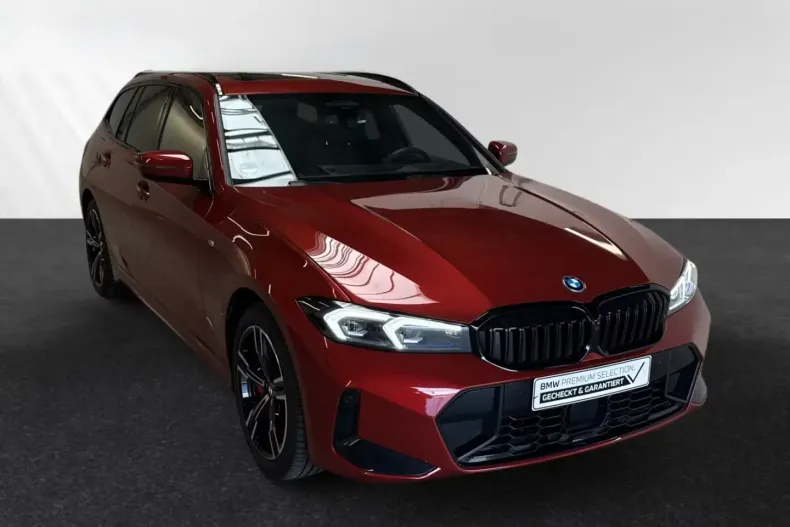 BMW 330 (Seria 3) din 2024 cu 26.100 km - oferta BMW194012 - foto 1