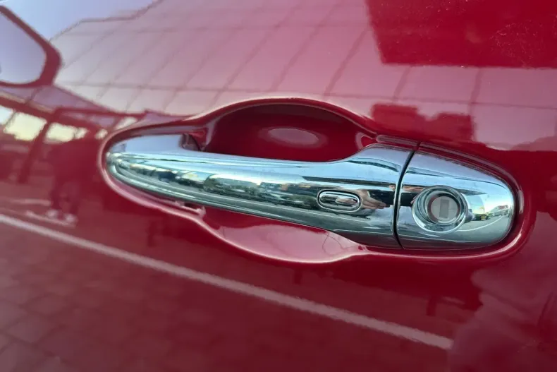 Toyota Hilux din 2025 cu 50 km - oferta TOY194015 - foto 8