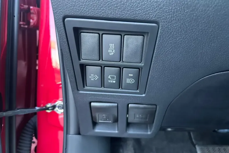 Toyota Hilux din 2025 cu 50 km - oferta TOY194015 - foto 27