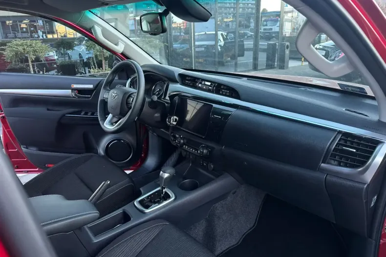 Toyota Hilux din 2025 cu 50 km - oferta TOY194015 - foto 29