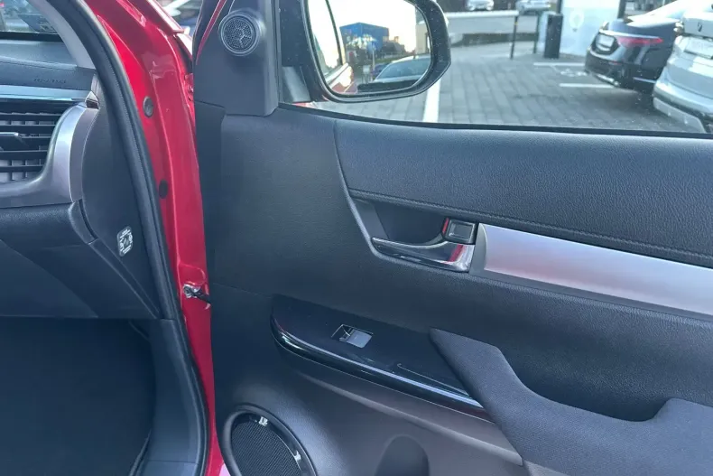 Toyota Hilux din 2025 cu 50 km - oferta TOY194015 - foto 34