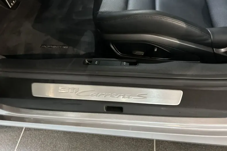 Porsche 992 din 2024 cu 18.800 km - oferta POR194018 - foto 11