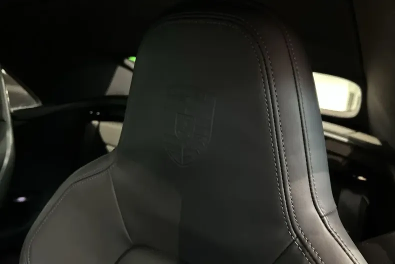 Porsche 992 din 2024 cu 18.800 km - oferta POR194018 - foto 13