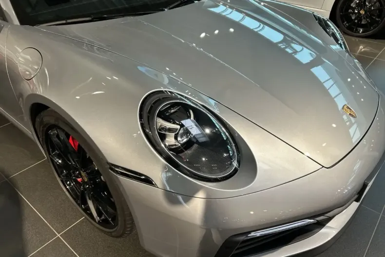 Porsche 992 din 2024 cu 18.800 km - oferta POR194018 - foto 18