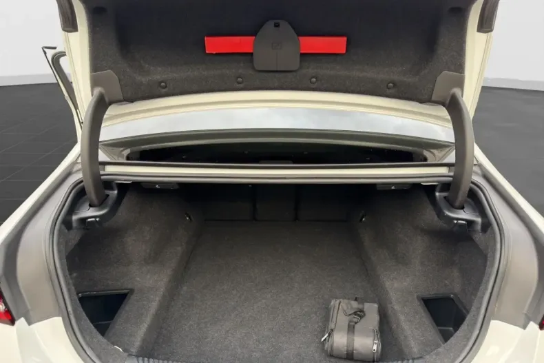 BMW 520 (Seria 5) din 2025 cu 25.600 km - oferta BMW194024 - foto 14