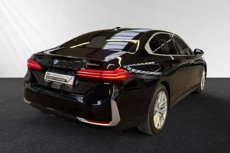 BMW 520 (Seria 5) din 2024 cu 13.990 km - oferta BMW194025 - foto 3