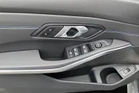 BMW 330 (Seria 3) din 2024 cu 8.400 km - oferta BMW194027 - foto 13