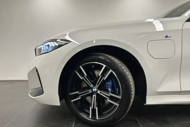 BMW 330 (Seria 3) din 2025 cu 25.100 km - oferta BMW194029 - foto 8