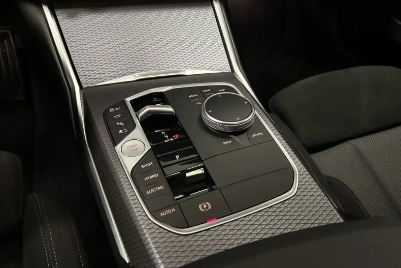 BMW 330 (Seria 3) din 2025 cu 25.100 km - oferta BMW194029 - foto 21