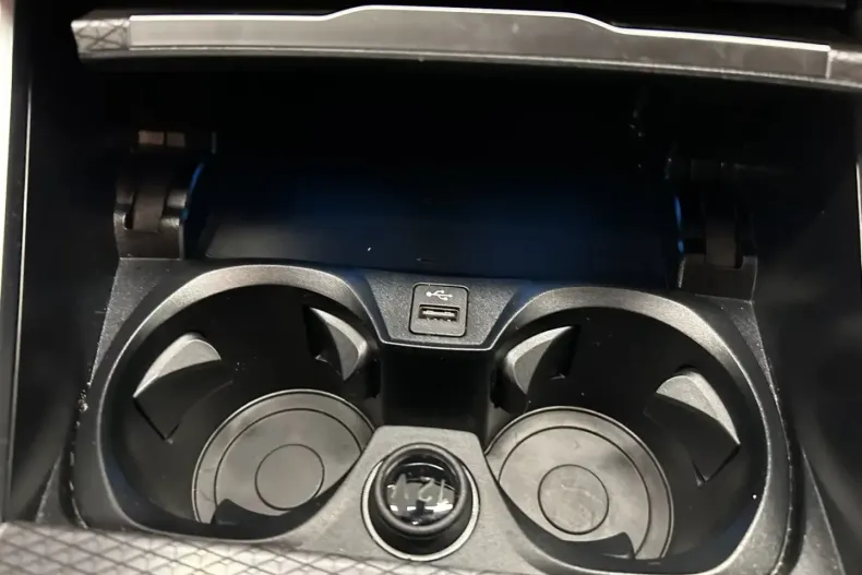 BMW 330 (Seria 3) din 2025 cu 25.100 km - oferta BMW194029 - foto 24