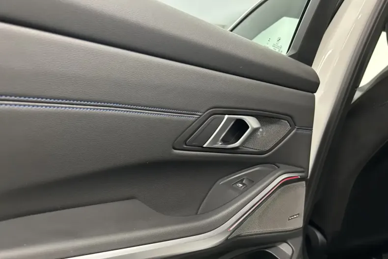 BMW 330 (Seria 3) din 2025 cu 25.100 km - oferta BMW194029 - foto 29