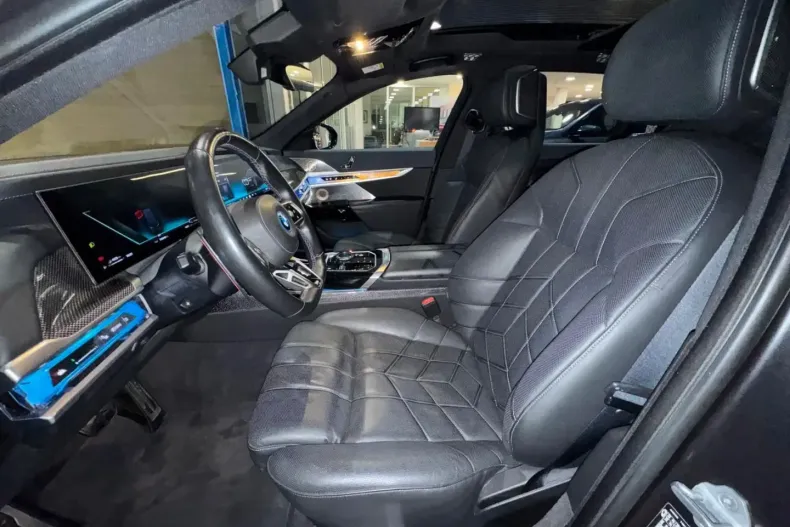 BMW M760 (Seria 7) din 2023 cu 73.441 km - oferta BMW194030 - foto 12