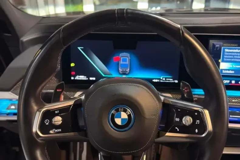 BMW M760 (Seria 7) din 2023 cu 73.441 km - oferta BMW194030 - foto 14