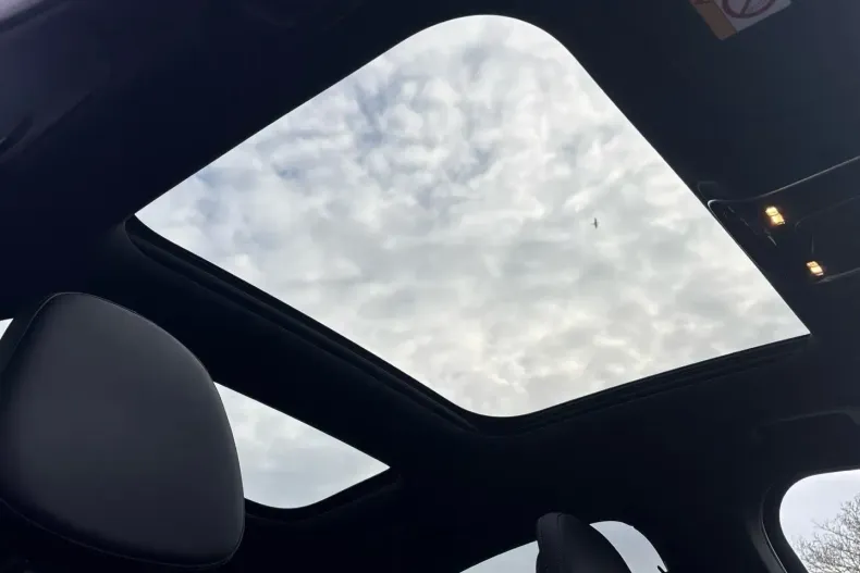 Mercedes-Benz E 450 (Clasa E) din 2025 cu 14.500 km - oferta MER194044 - foto 15