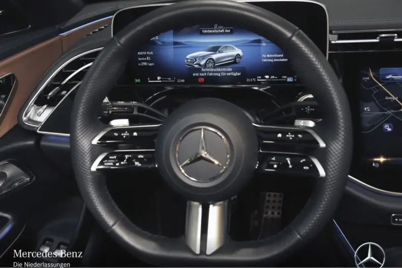 Mercedes-Benz E 400 (Clasa E) din 2024 cu 23.200 km - oferta MER194049 - foto 11