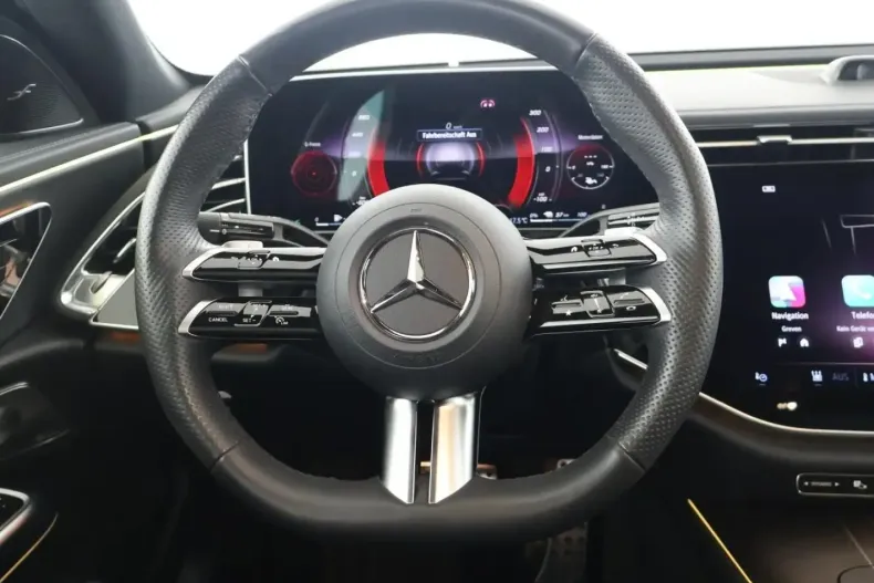 Mercedes-Benz E 400 (Clasa E) din 2023 cu 31.100 km - oferta MER194050 - foto 10