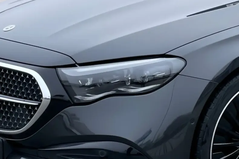 Mercedes-Benz E 450 (Clasa E) din 2024 cu 28.237 km - oferta MER194052 - foto 15