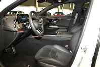 Mercedes-Benz E 300 (Clasa E) din 2025 cu 9.989 km - oferta MER194056 - foto 7