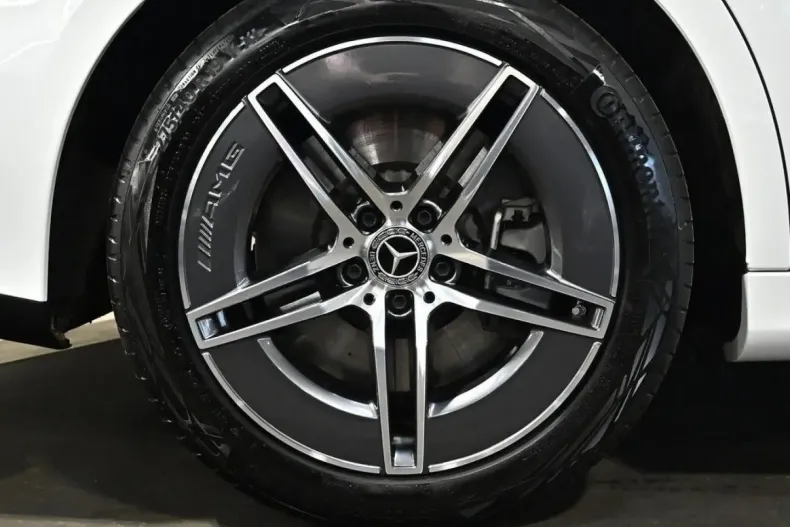 Mercedes-Benz E 300 (Clasa E) din 2025 cu 9.989 km - oferta MER194056 - foto 22