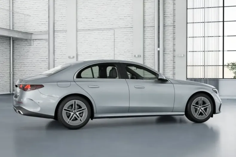 Mercedes-Benz E 200 (Clasa E) din 2025 cu 3.300 km - oferta MER194057 - foto 4